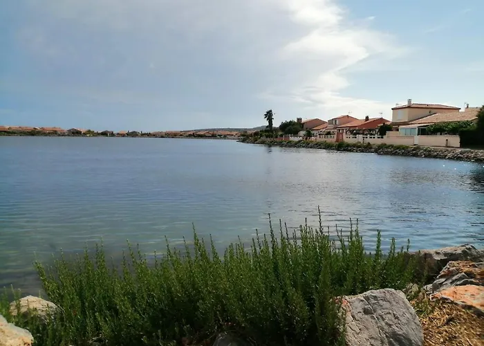 Studio Mezzanine 32 M2 Port La Nouvelle Quartier Des Lacs Proche Plage